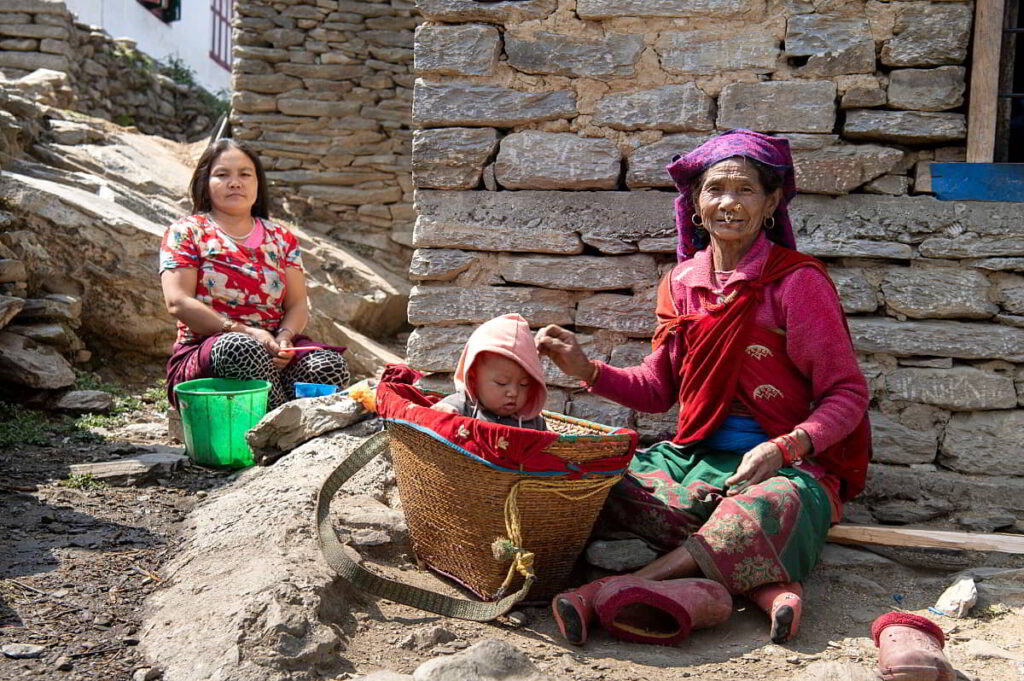 Women in a village in South Asia - KP Yohannan - Gospel for Asia